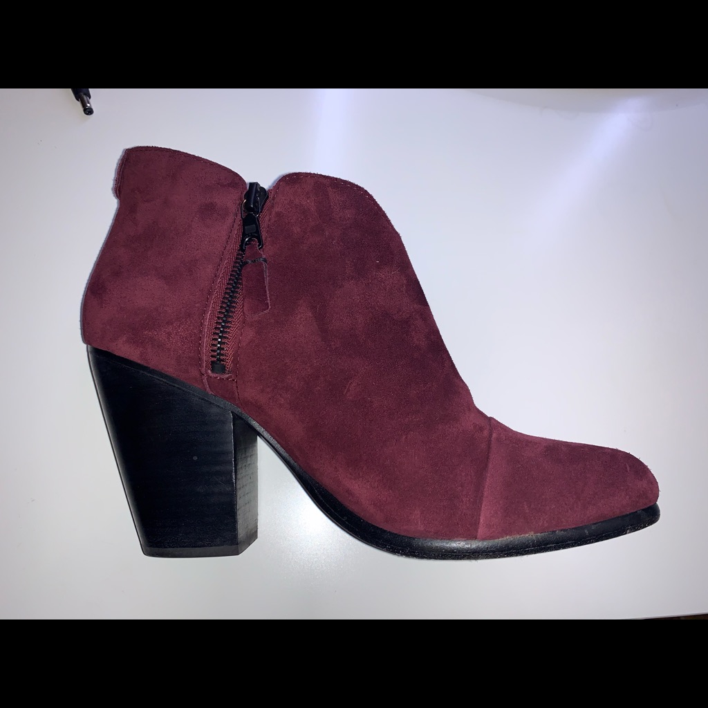 Rag & Bone Suede Round Toe Ankle Booties
